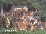 En marge de la for�t, le village de Herisson, au bird de la rivi�re Aumance.