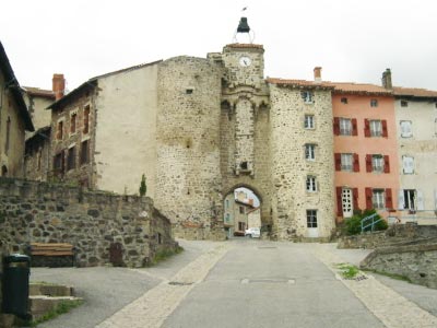 La ville d'Allgre (Haute-Loire)