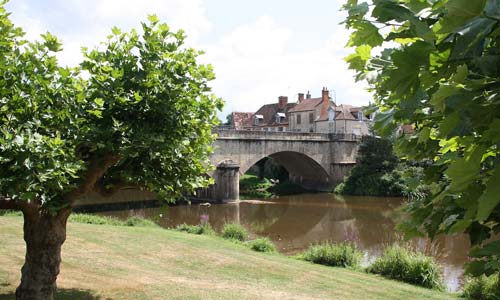 La ville d'Hrisson (Allier)