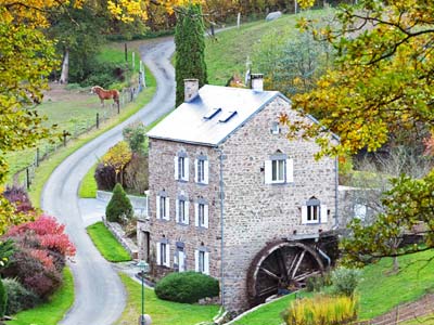 Le Moulin des Palles  Charbonnires les Vieilles (Puy-de-Dme)